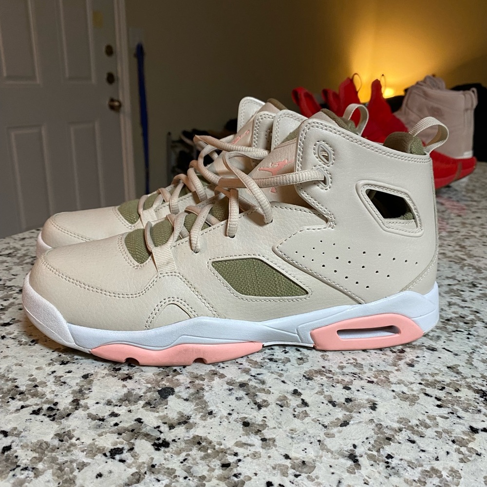 Womens (or youth) Nike Air Jordan shoes